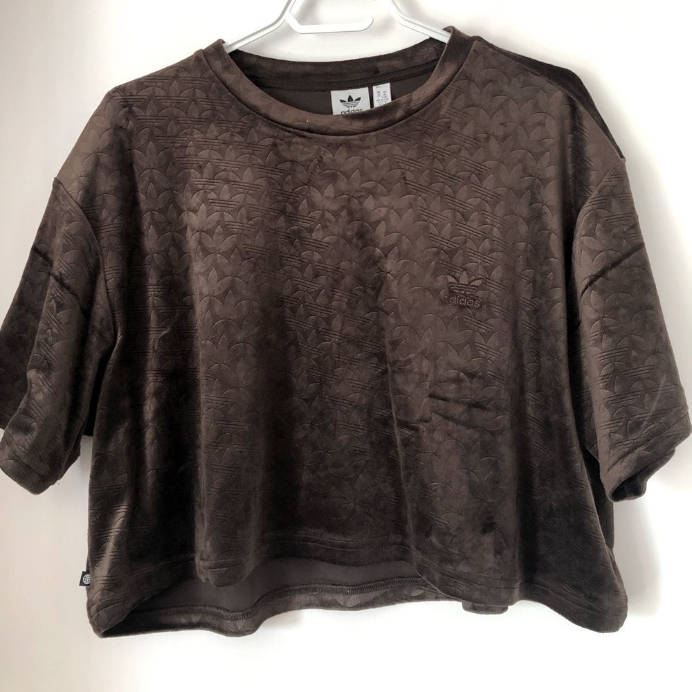 Adidas tone on tone velour too. Size xlarge. Perfect condition